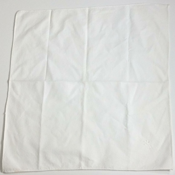 Ten White Linen Napkins - Picture 5 of 8